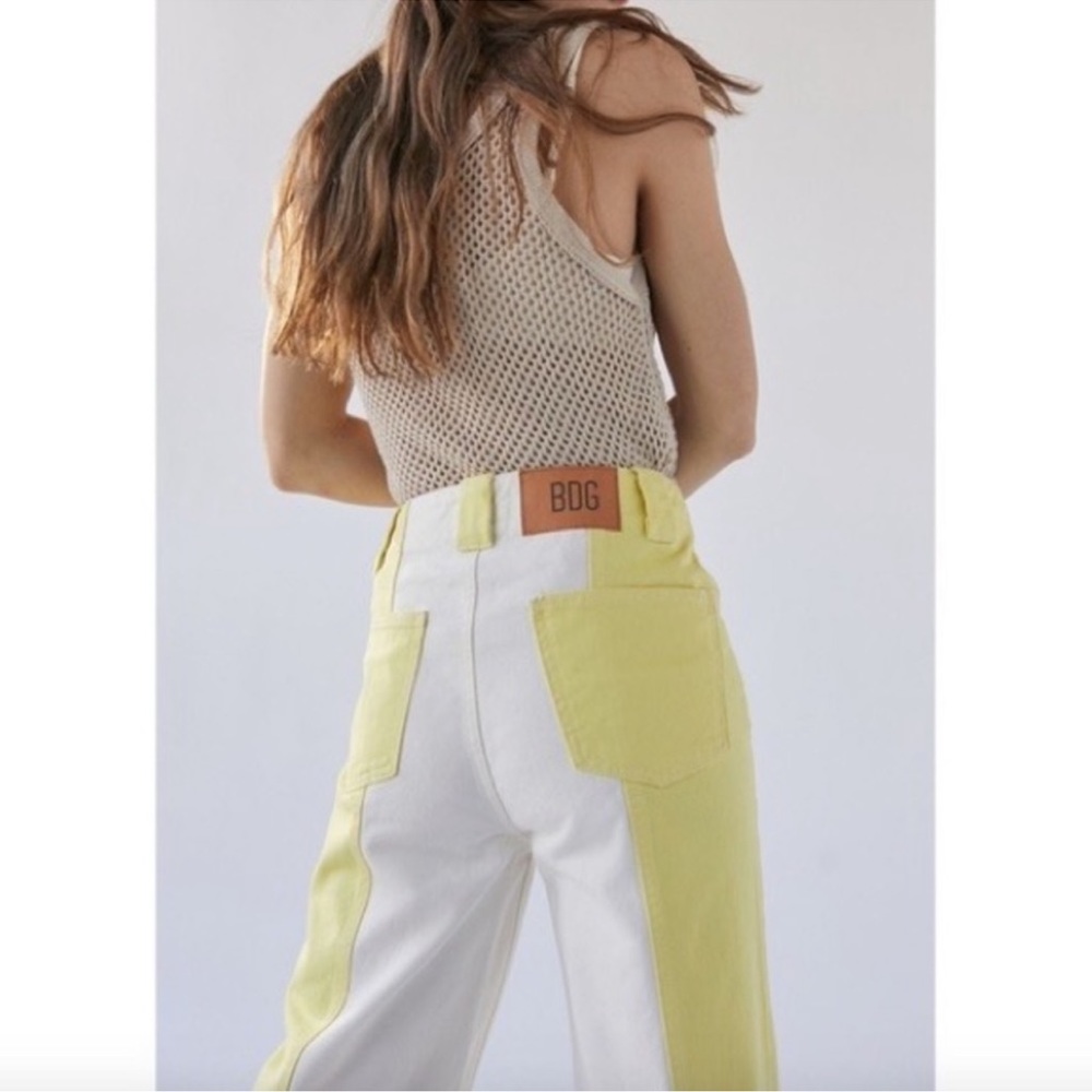 UO BDG High & Wide Leg Jeans